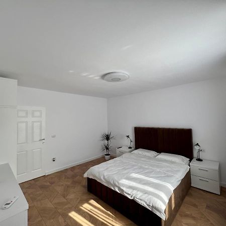 Ancodirect Apartments Radauti Exterior photo