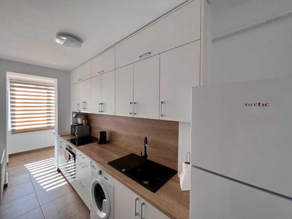 Ancodirect Apartments Radauti Exterior photo